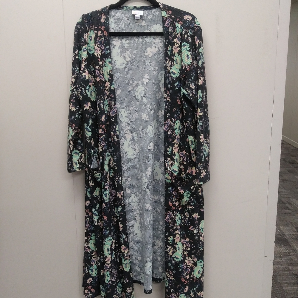 LuLaRoe Sarah